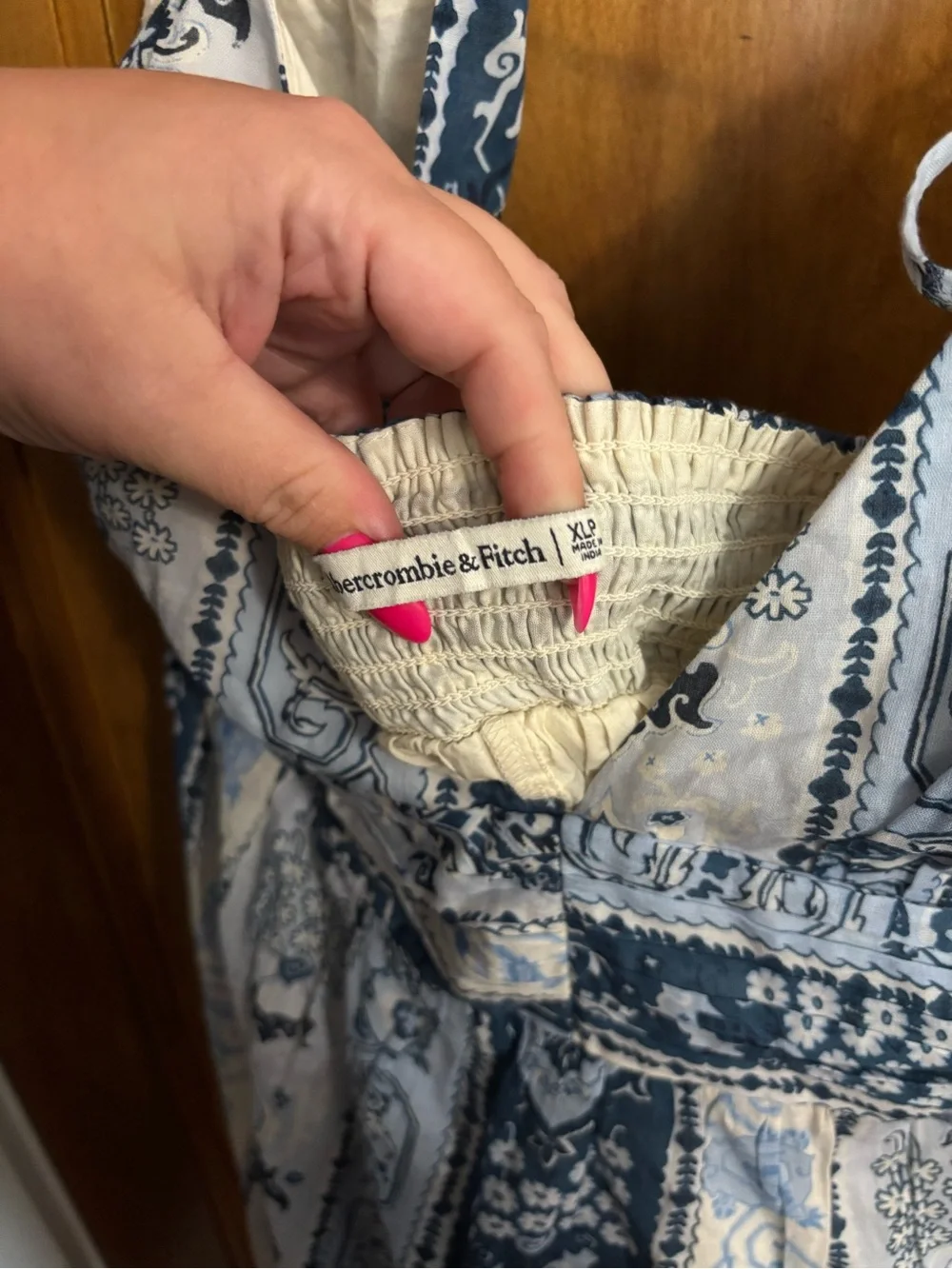 NWOT Abercrombie & Fitch Blue and White Paisley Maxi Dress